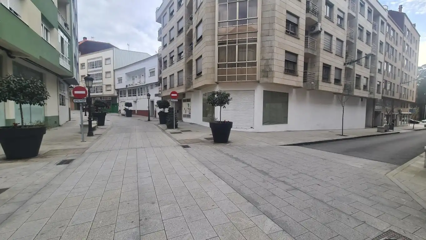 Local comercial en alquiler en Boiro, imagen 4