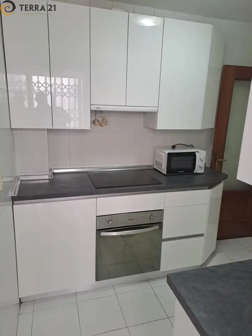 Cocina de Piso para compartir en Jaén con Aire acondicionado