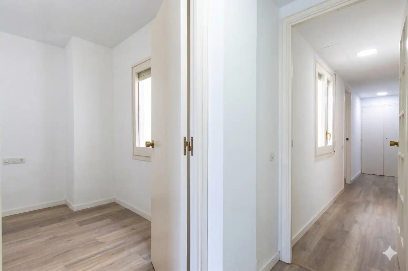 Wohnung zum Verkauf in Terrassa mit Heizung, Parkett und Balkon