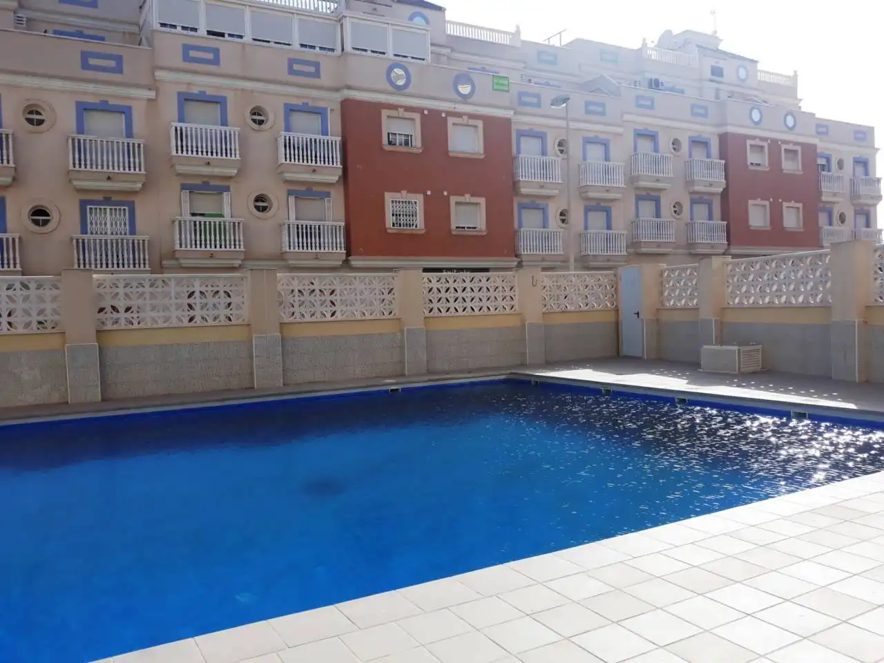 Apartament amb piscina en venda a Roquetas de Mar ciudad, imagen 22
