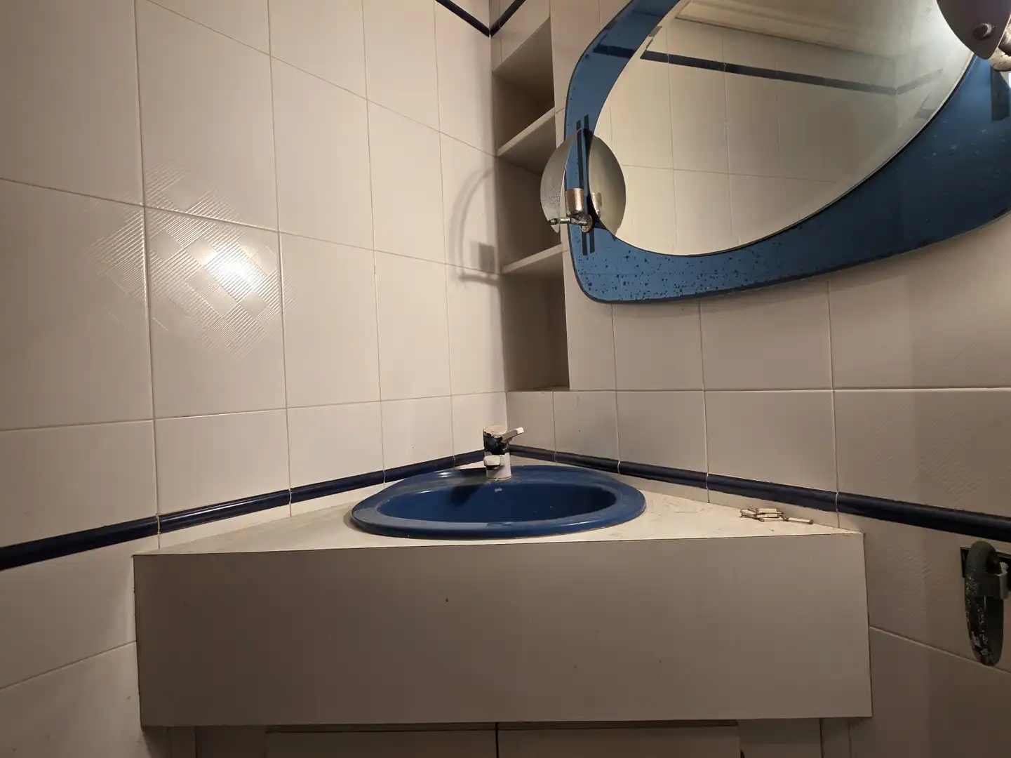 Baño de Piso en venta en Castellón de la Plana / Castelló de la Plana con Balcón