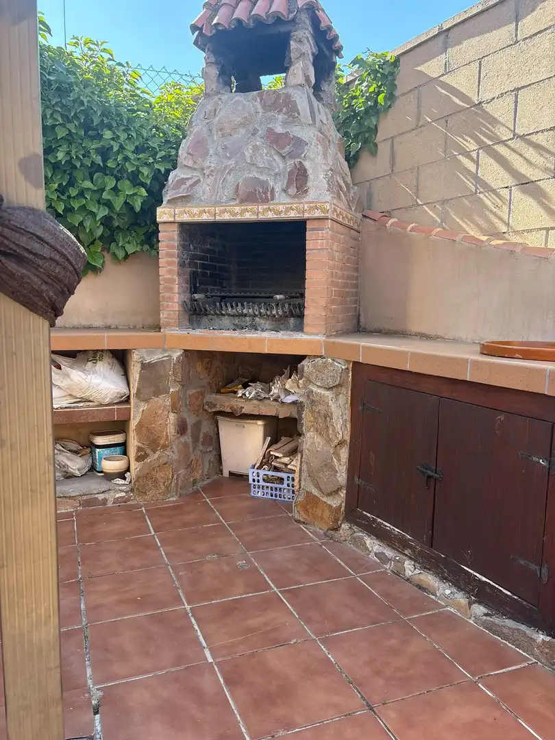 Casa o chalet en venta en Ontígola con Calefacción, Jardín privado y Trastero