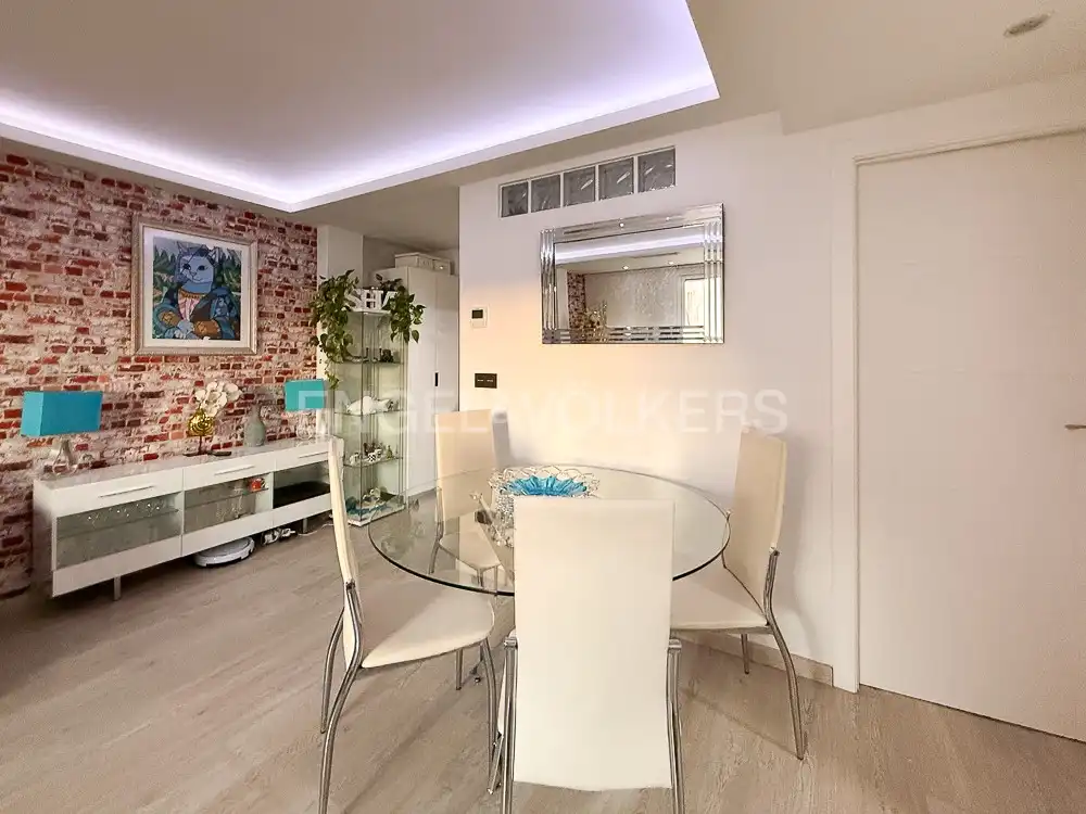 Dining room of Flat for rent in Valencia  with Air Conditioner, Heating and Furnished