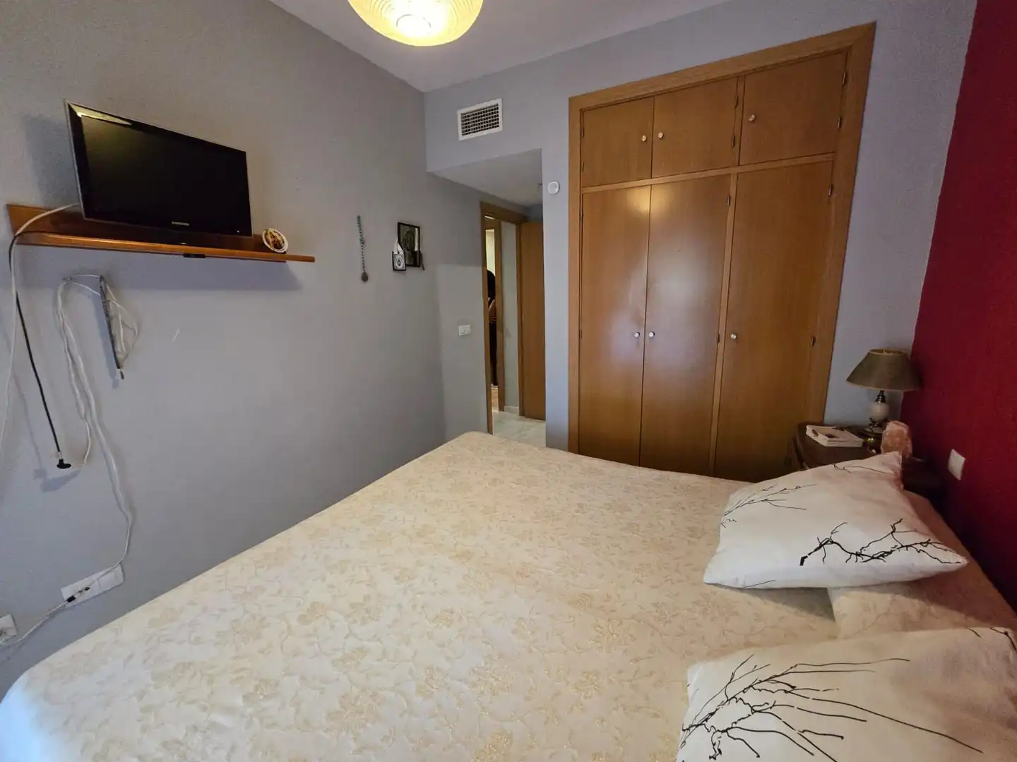 Dormitori de Pis en venda en Mairena del Aljarafe amb Aire condicionat i Terrassa