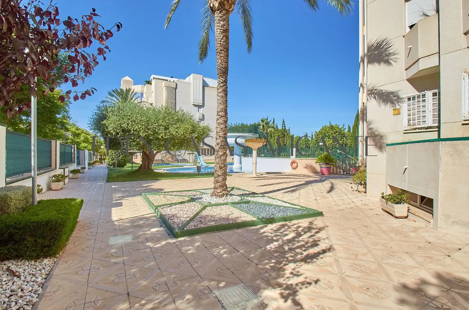 Piso con terraza en venta en Avenida PINTOR FERNANDO SORIA, imagen 28
