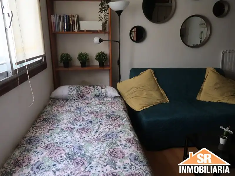 Loft zur Miete in Rúa Nogueira, Liáns
