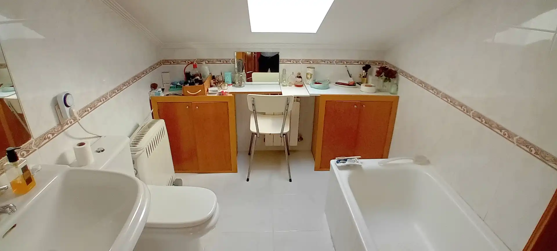 Bany de Casa o xalet en venda en Parres amb Calefacció, Jardí privat i Parquet