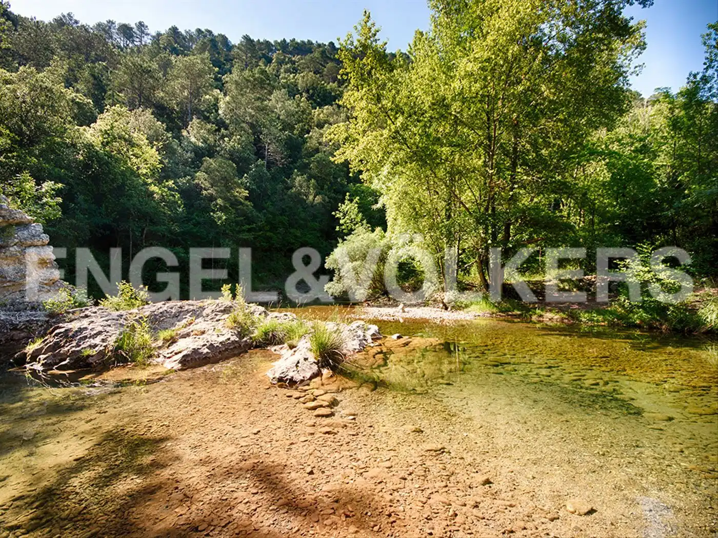 Finca rústica en venda en Sant Llorenç de la Muga amb Calefacció i Traster