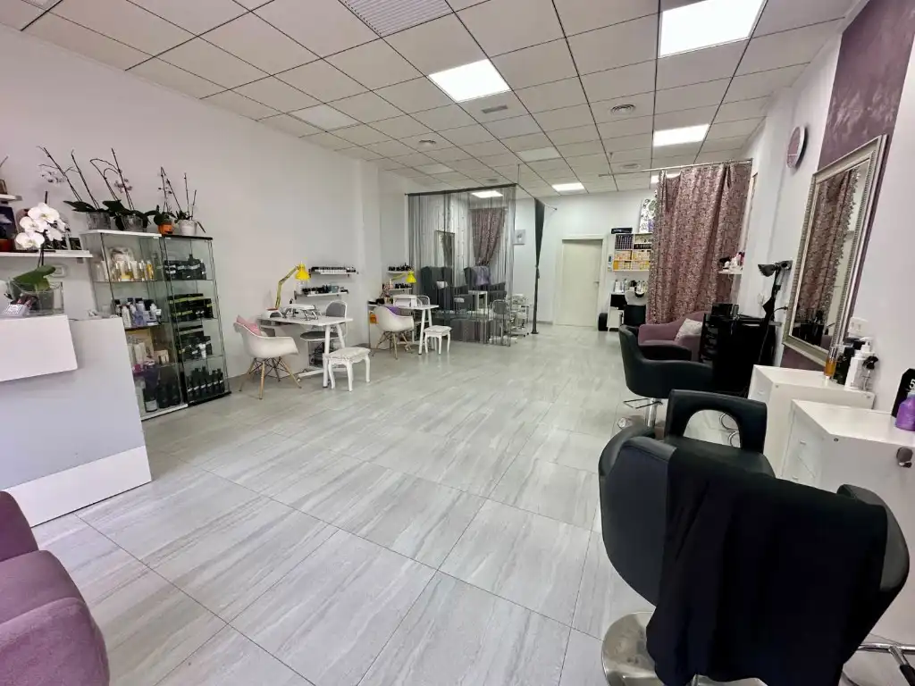 Local en venta en Orihuela con Alarma