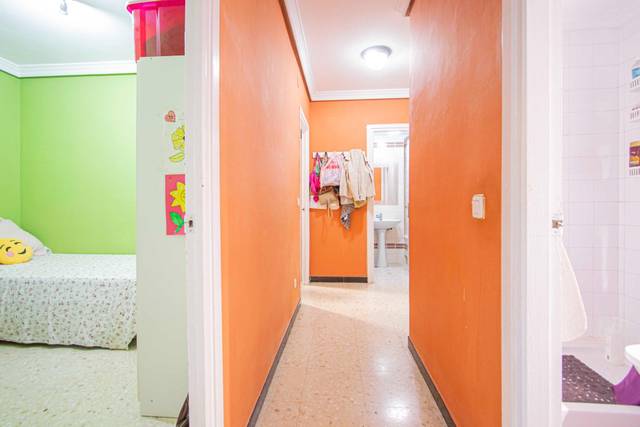 Piso en Venta en Calle Estrella Polar en Pino Montano - Consolación