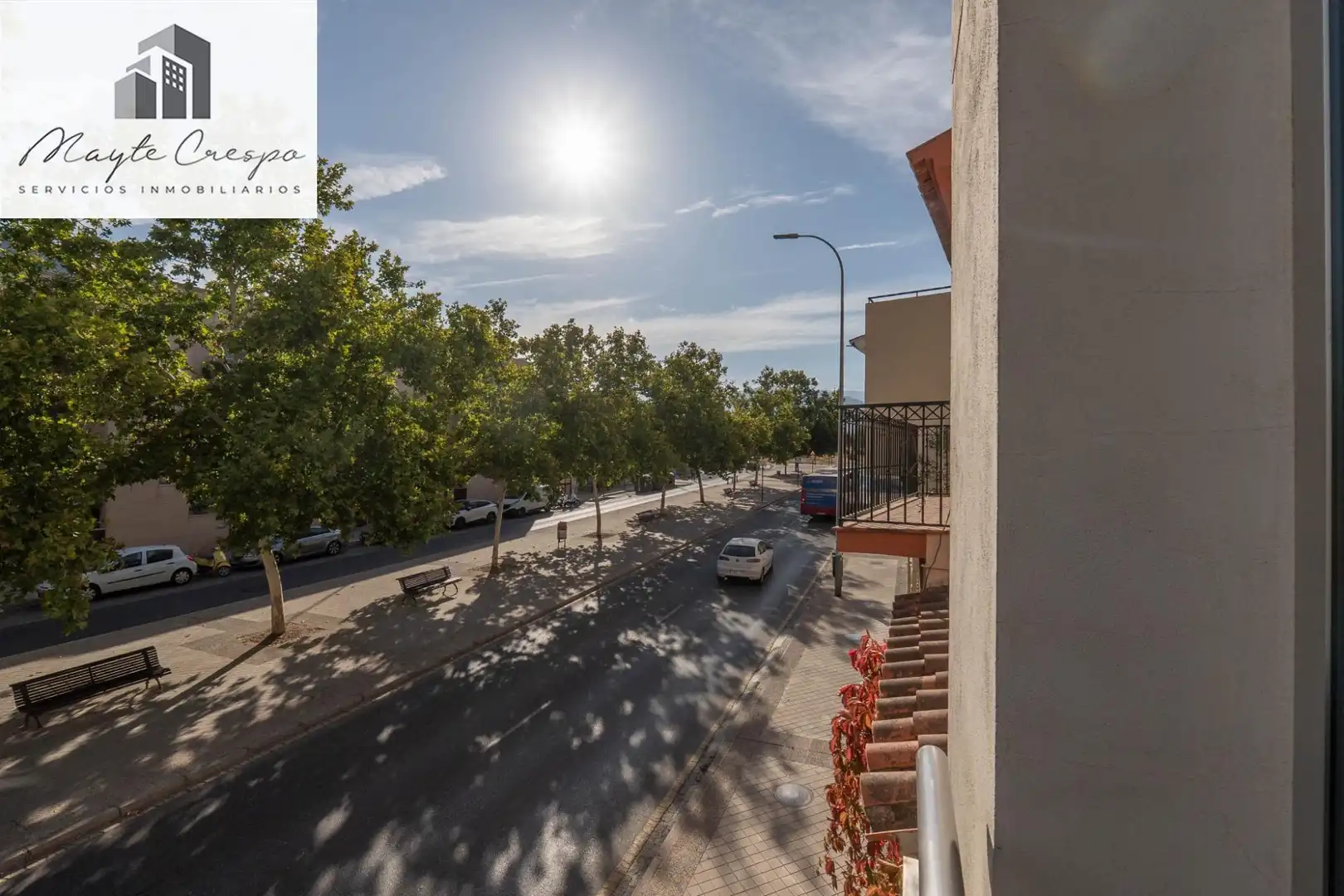 Außenansicht von Gebäude zum Verkauf in Granada