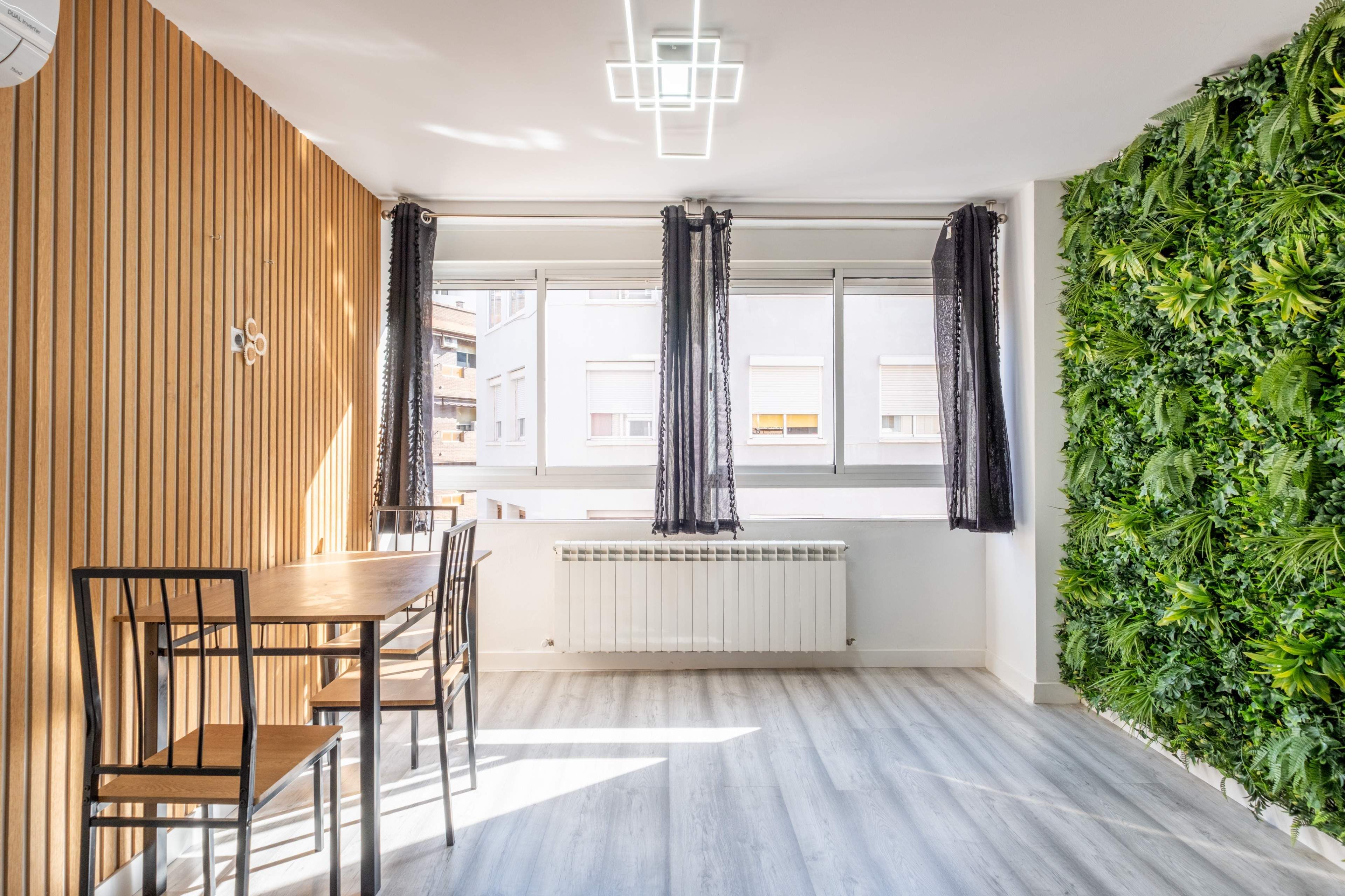 Dining room of Flat to rent in  Zaragoza Capital  with Air Conditioner and Heating