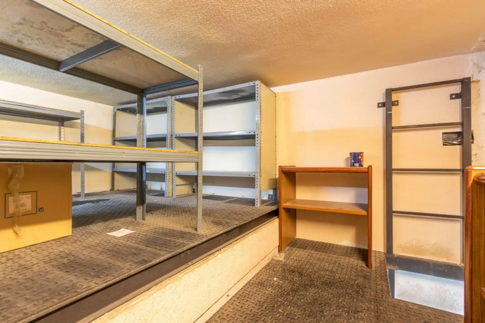 Büro zur Miete in Meliana - Plaça MESTRE AUCEJO SENA, Meliana