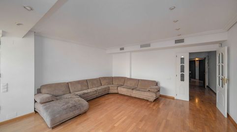 Foto 2 de Piso en venta en Av de Ramón y Cajal, Ensanche - Diputación, Alicante / Alacant