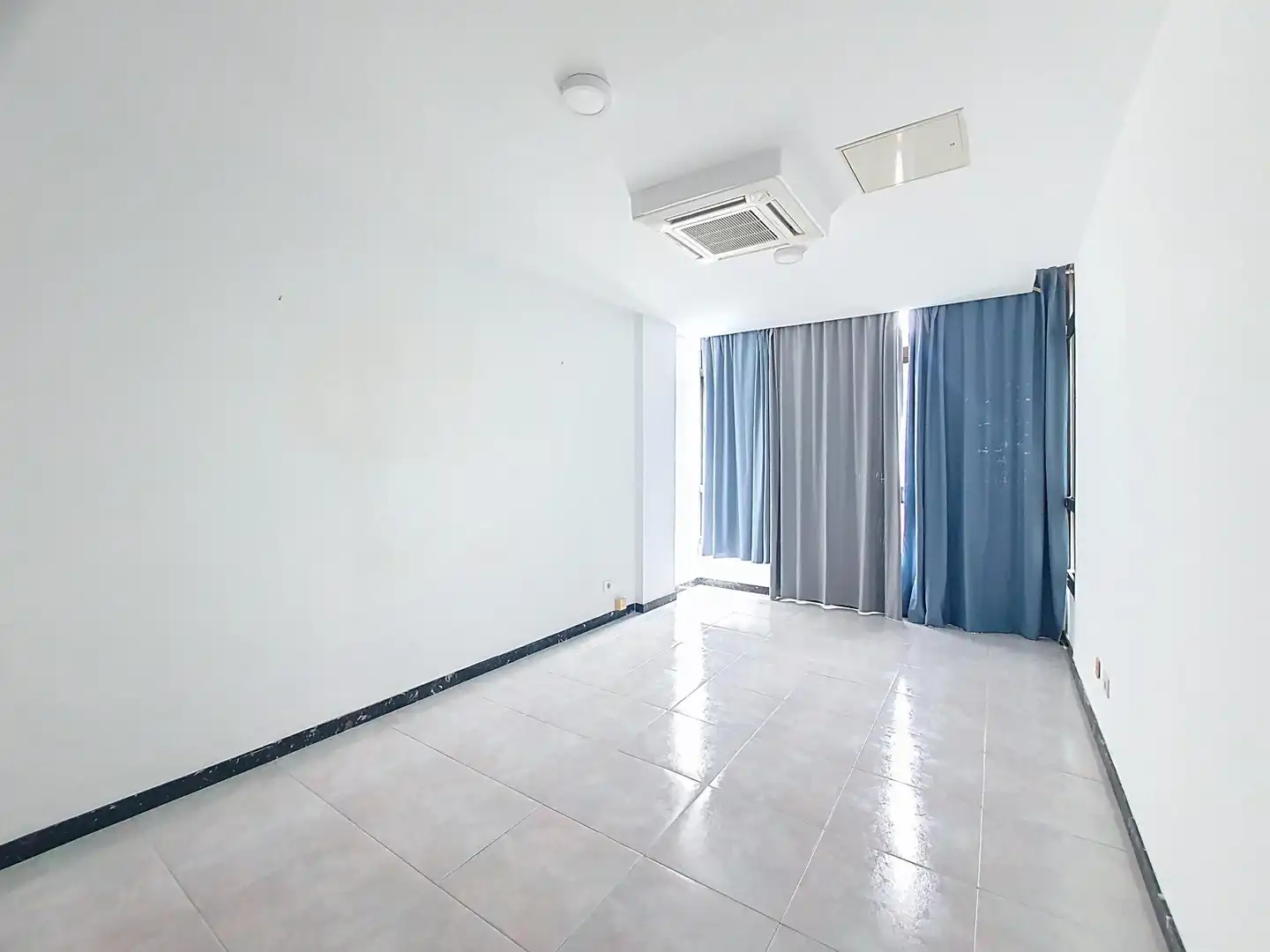 Piso con ascensor en venta en Calle ALBAREDA, imagen 17