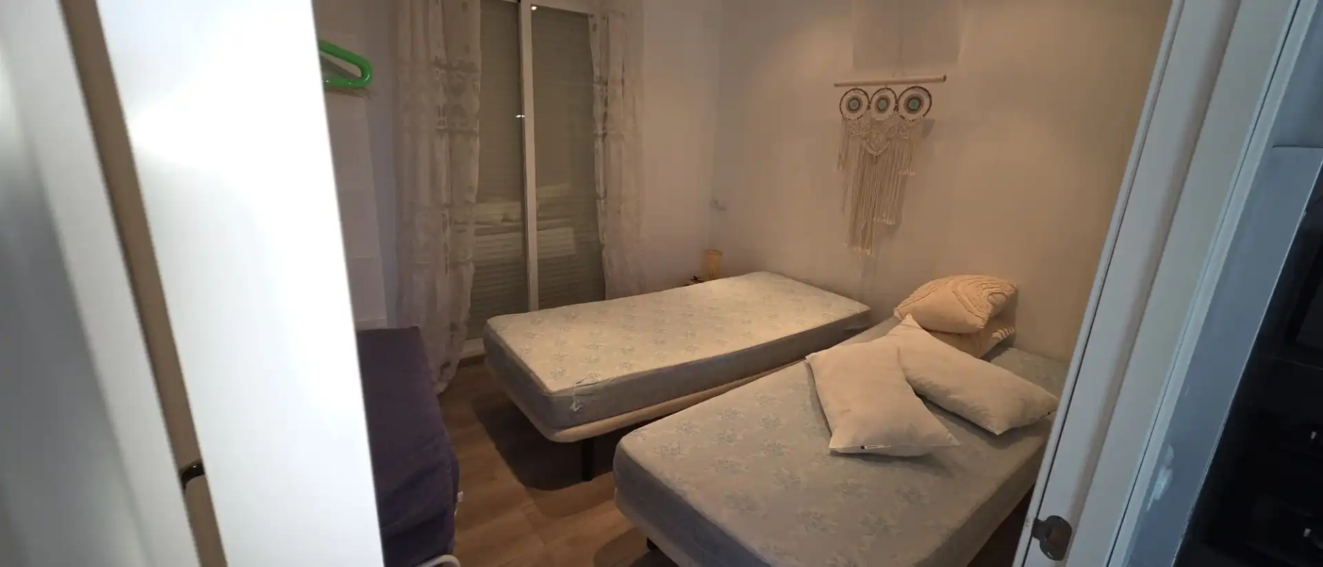 Schlafzimmer von Einfamilien-Reihenhaus zum Verkauf in Alhaurín de la Torre mit Klimaanlage, Privatgarten und Terrasse