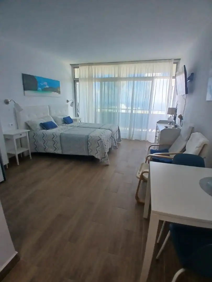 Habitación de Estudio de alquiler en Puerto de la Cruz con Terraza, Amueblado y Lavadora