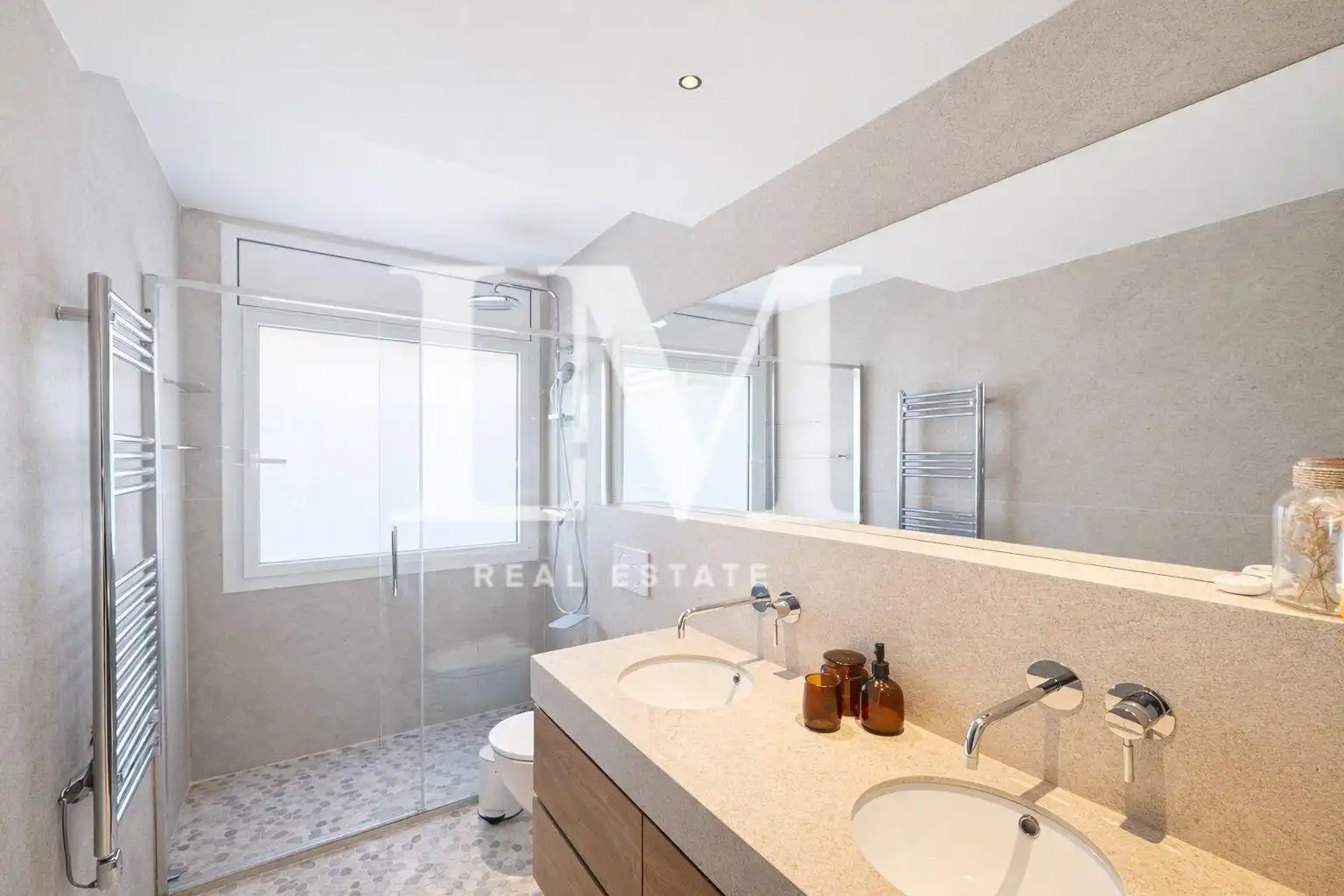 Bathroom of Apartments for rent in Sitges  with Air Conditioner, Terrace and Swimming Pool