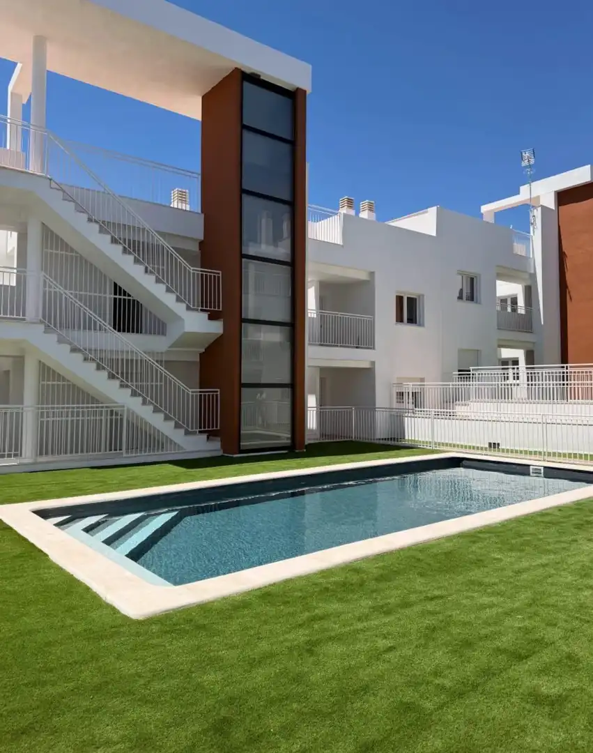 Swimming pool of Flat for rent in Náquera
