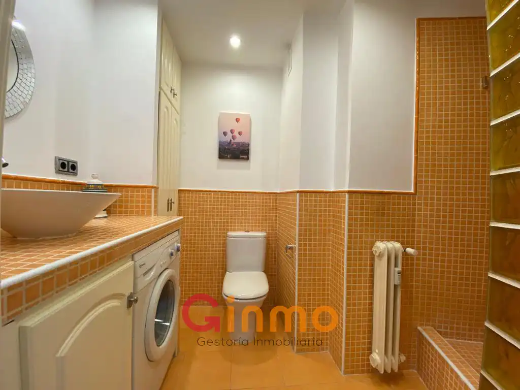 Flat for rent in Calle de San Julio, 3, El Viso