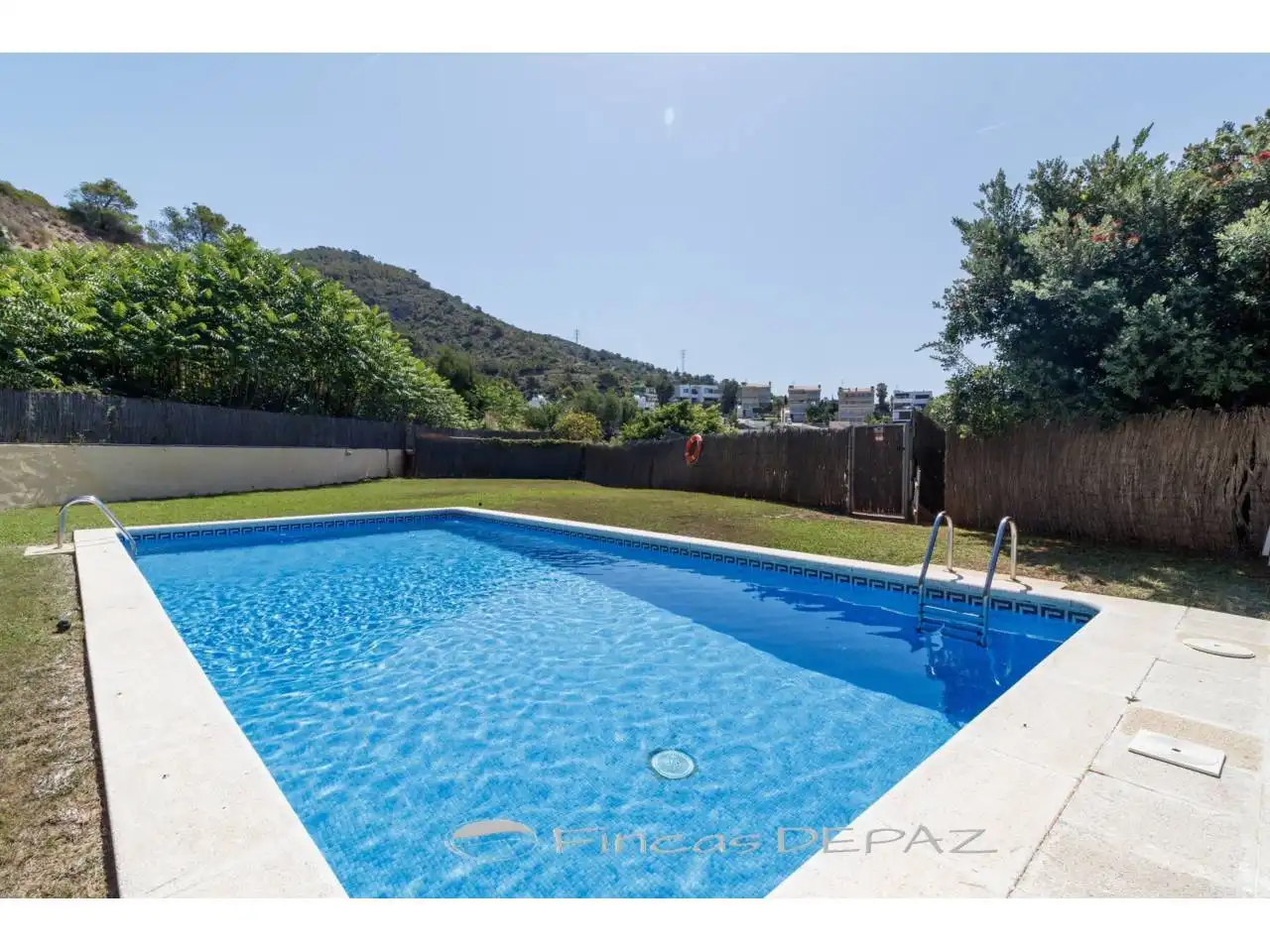 Piscina de Casa o chalet en venta en Sitges con Aire acondicionado, Calefacción y Parquet