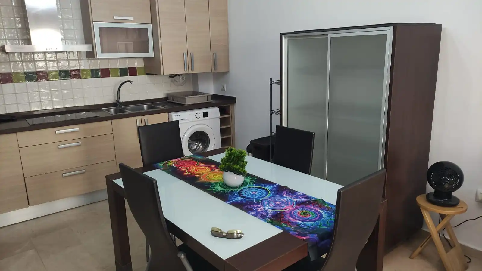 Kitchen of Apartments for sale in Algeciras  with Air Conditioner, Furnished and Oven