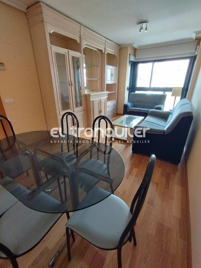 Sala d'estar de Pis en venda en  Madrid Capital amb Terrassa, Traster i Piscina