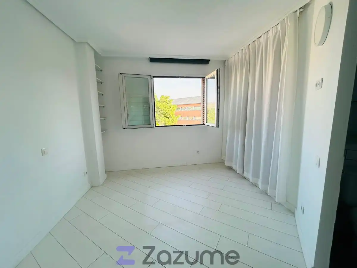 Habitación de Piso de alquiler en Guadalajara con Aire acondicionado, Calefacción y Terraza