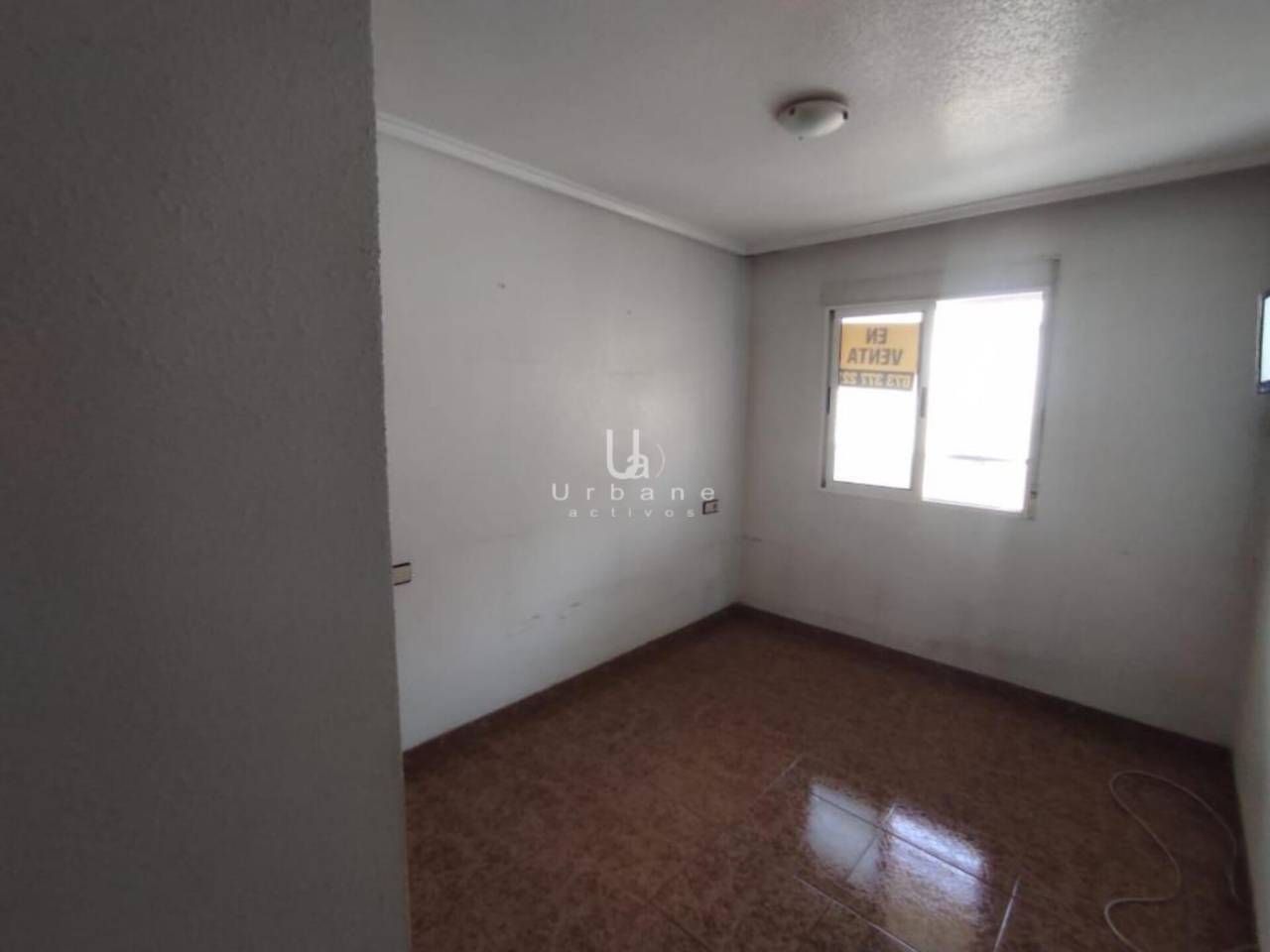 Habitación de Apartamento en venta en Torrevieja con Aire acondicionado, Calefacción y Balcón