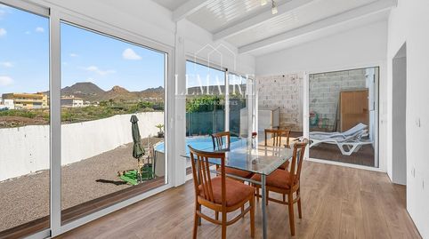 Foto 2 de Casa adosada en venta en Buzanada, Arona