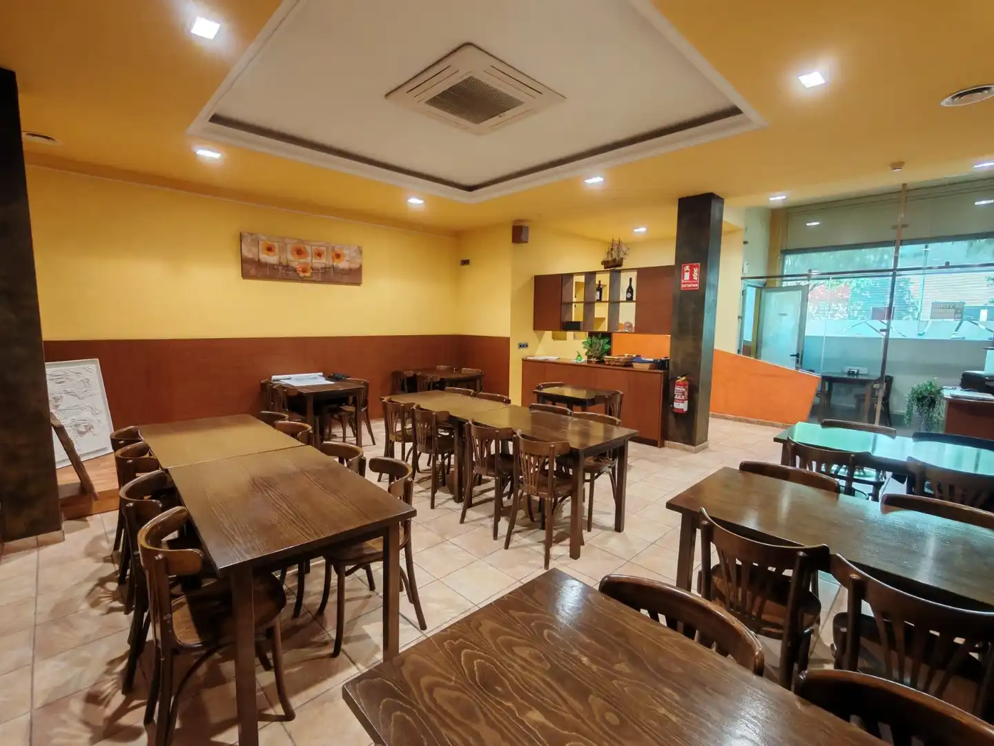 Commercial properties for sale in La Granada  with Air Conditioner, Heating and Terrace
