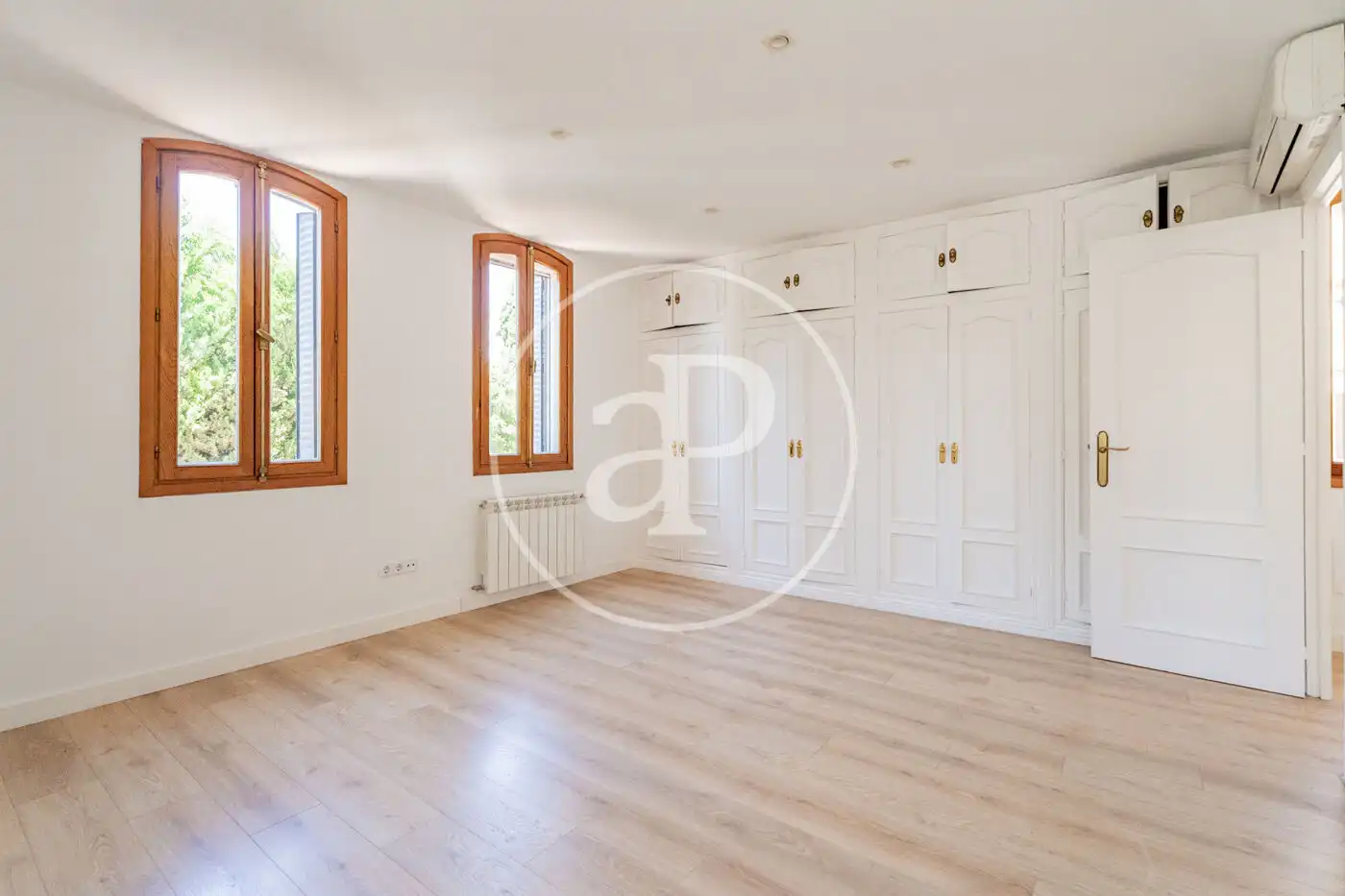 Habitación de Casa o chalet de alquiler en Madrid con Aire acondicionado, Calefacción y Jardín privado