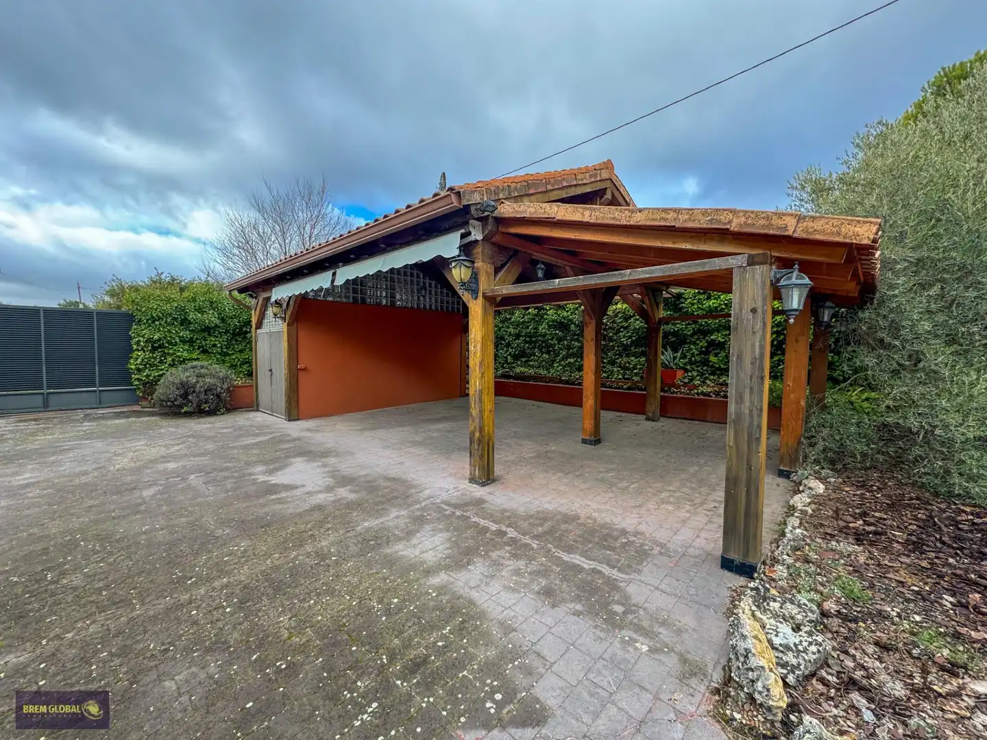 Parking de Casa o chalet en venta en El Berrueco con Calefacción, Jardín privado y Trastero