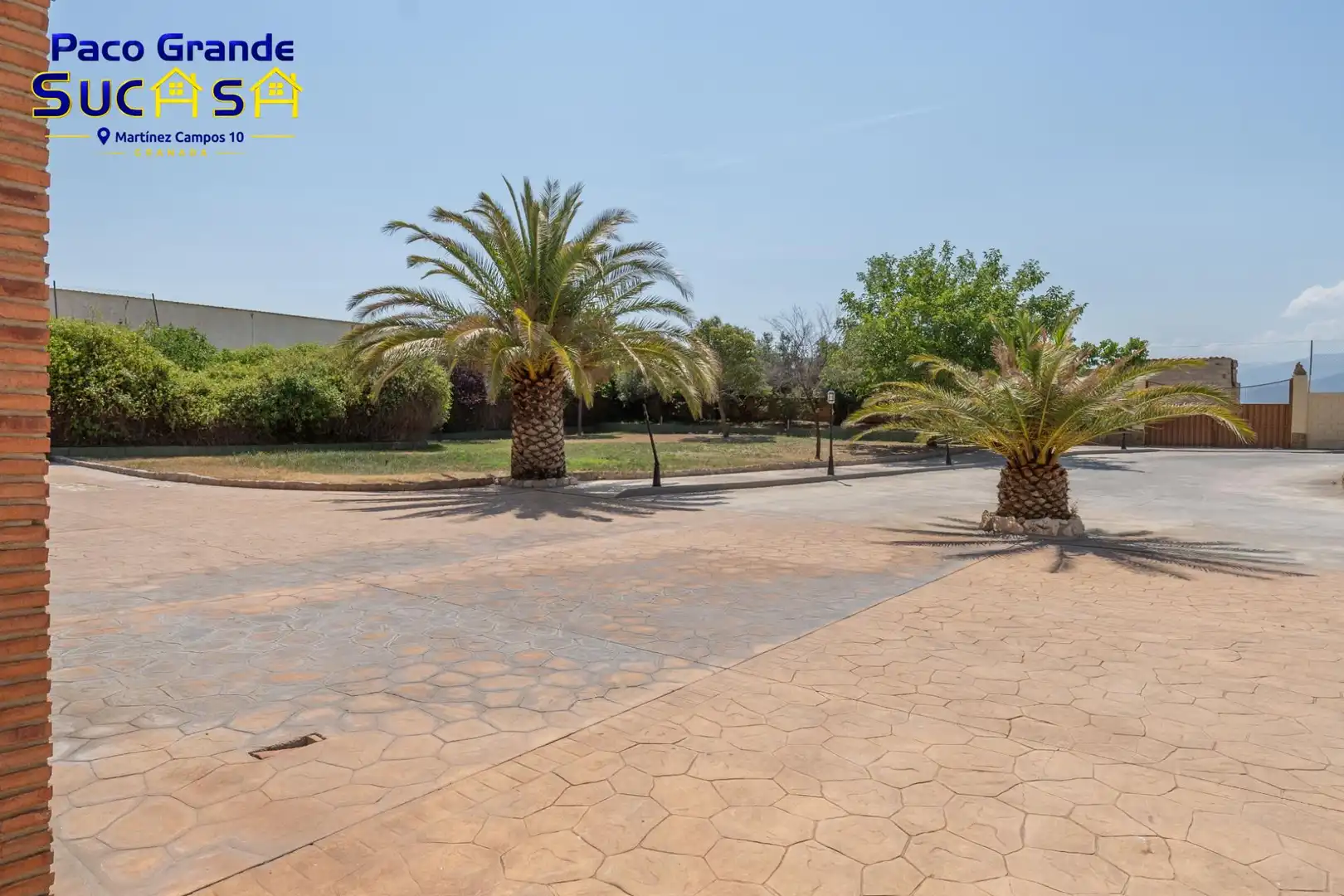 Vista exterior de Edificio en venta en Diezma
