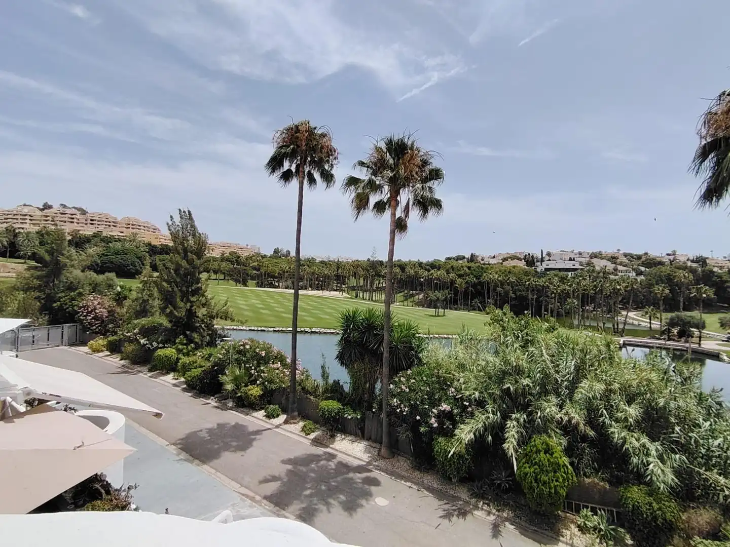 Adossat amb piscina en venda a Torrequebrada