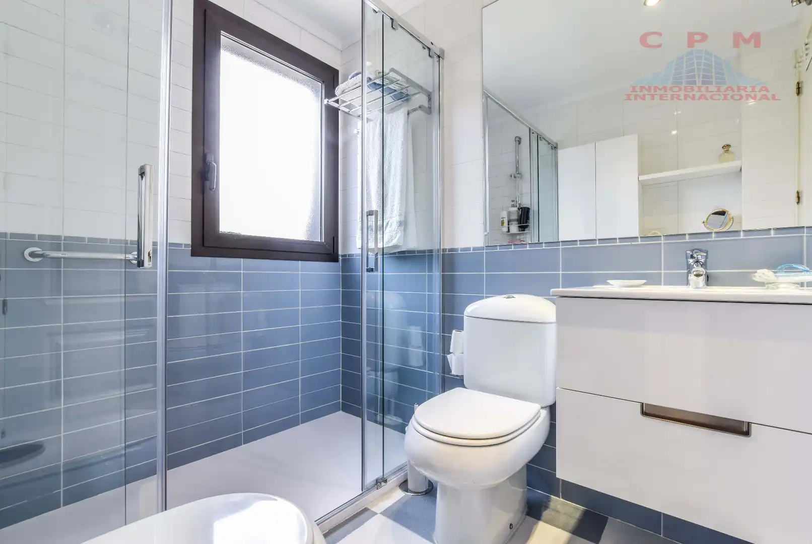 Bany de Àtic de lloguer en Madrid amb Aire condicionat, Calefacció i Parquet