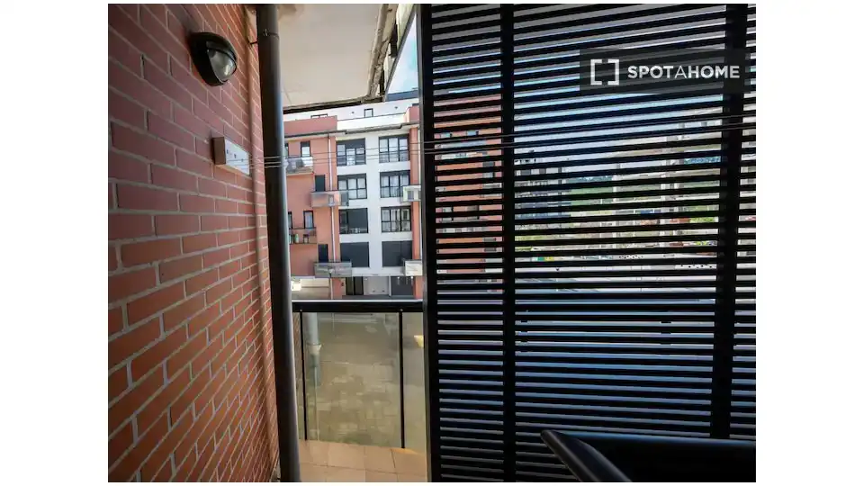 Terrassa de Apartament per a compartir en Santa Cruz de Bezana amb Aire condicionat, Calefacció i Terrassa