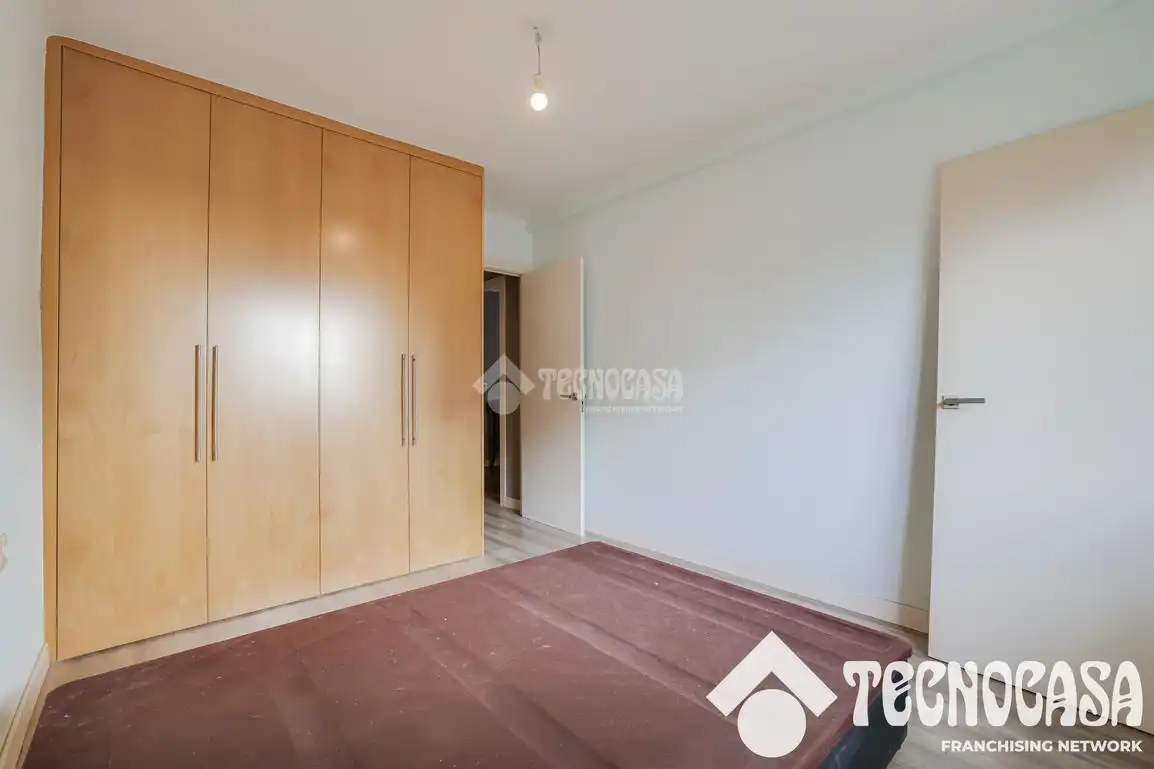 Bedroom of Flat for sale in Mataró