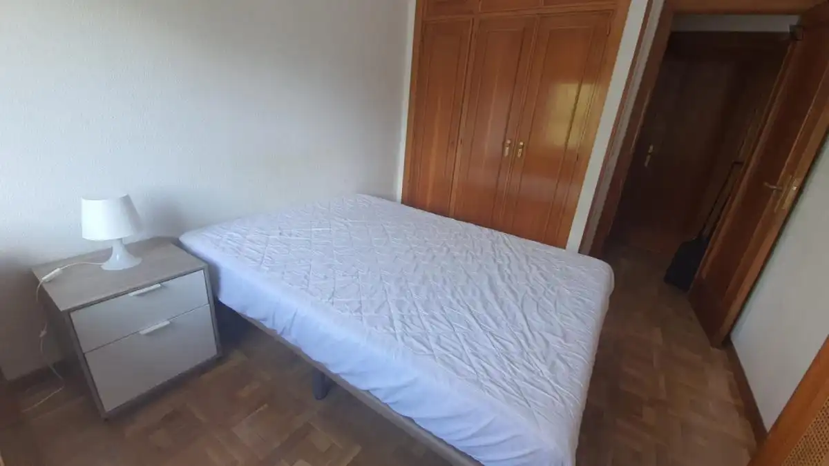 Habitació a Media Legua