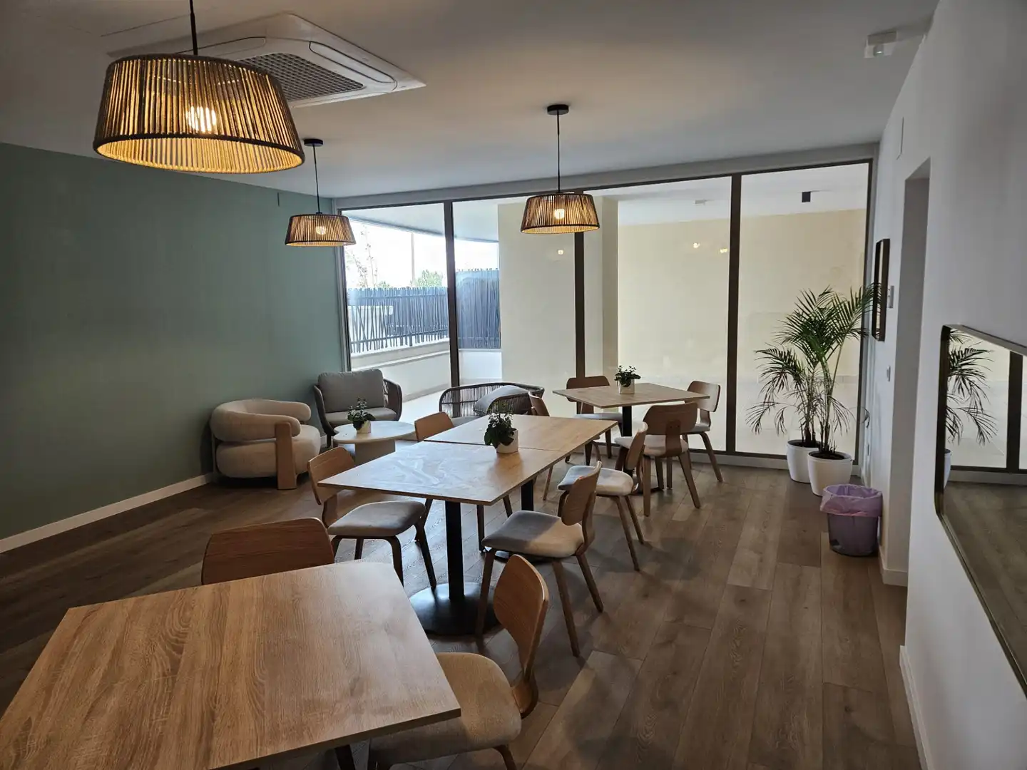 Comedor de Piso de alquiler en El Puig de Santa Maria con Aire acondicionado, Amueblado y TV