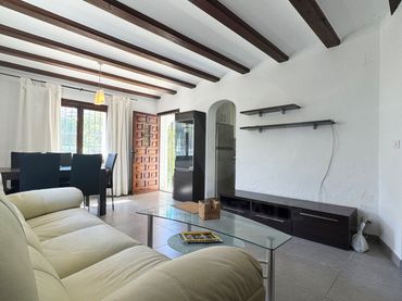 Maison jumelée avec piscine à vendre à Las Marinas / Les Marines