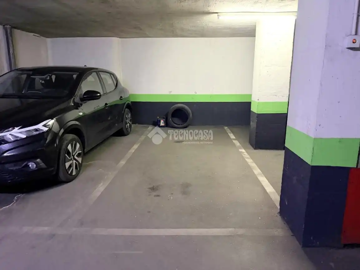 Parkplatz von Wohnung zum Verkauf in Madrid mit Heizung und Gemeinschaftspool