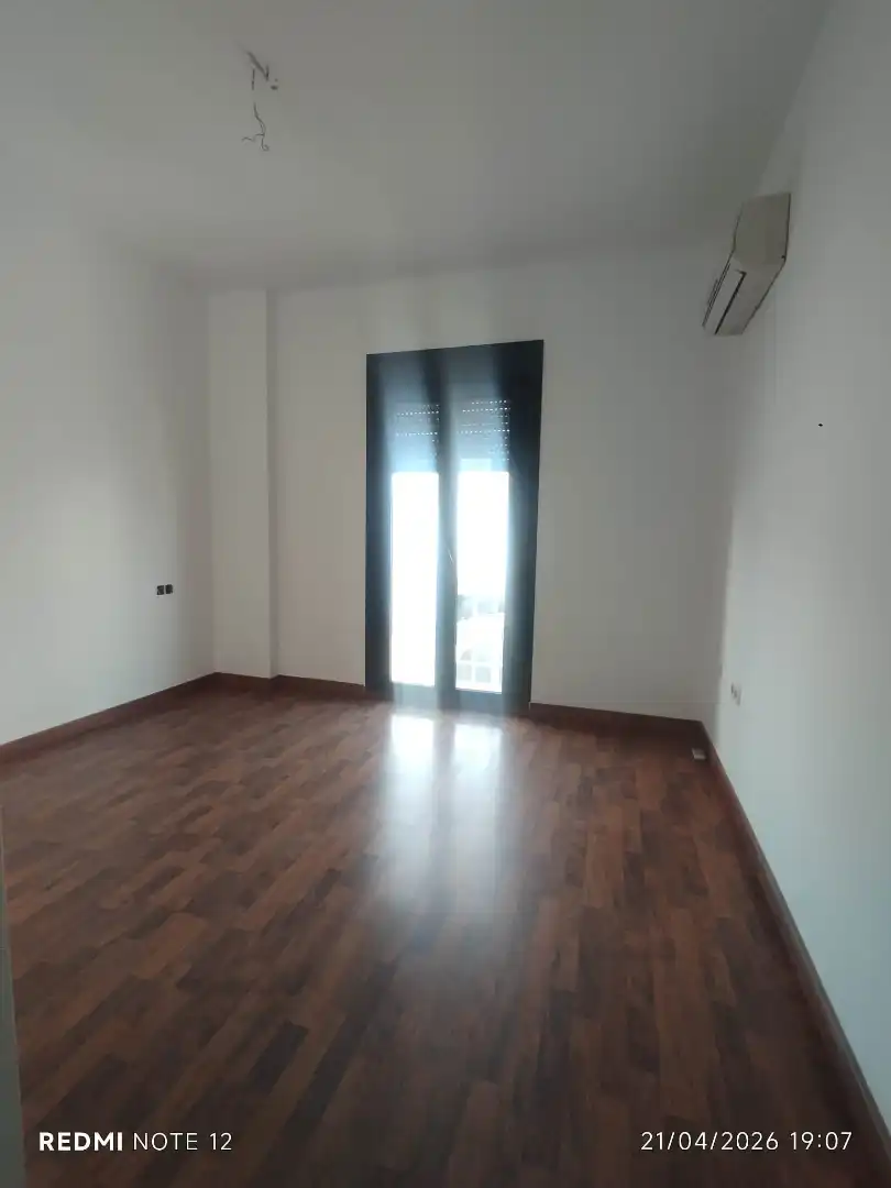 Casa adosada en venda en Villanueva del Ariscal amb Aire condicionat, Calefacció i Jardí privat