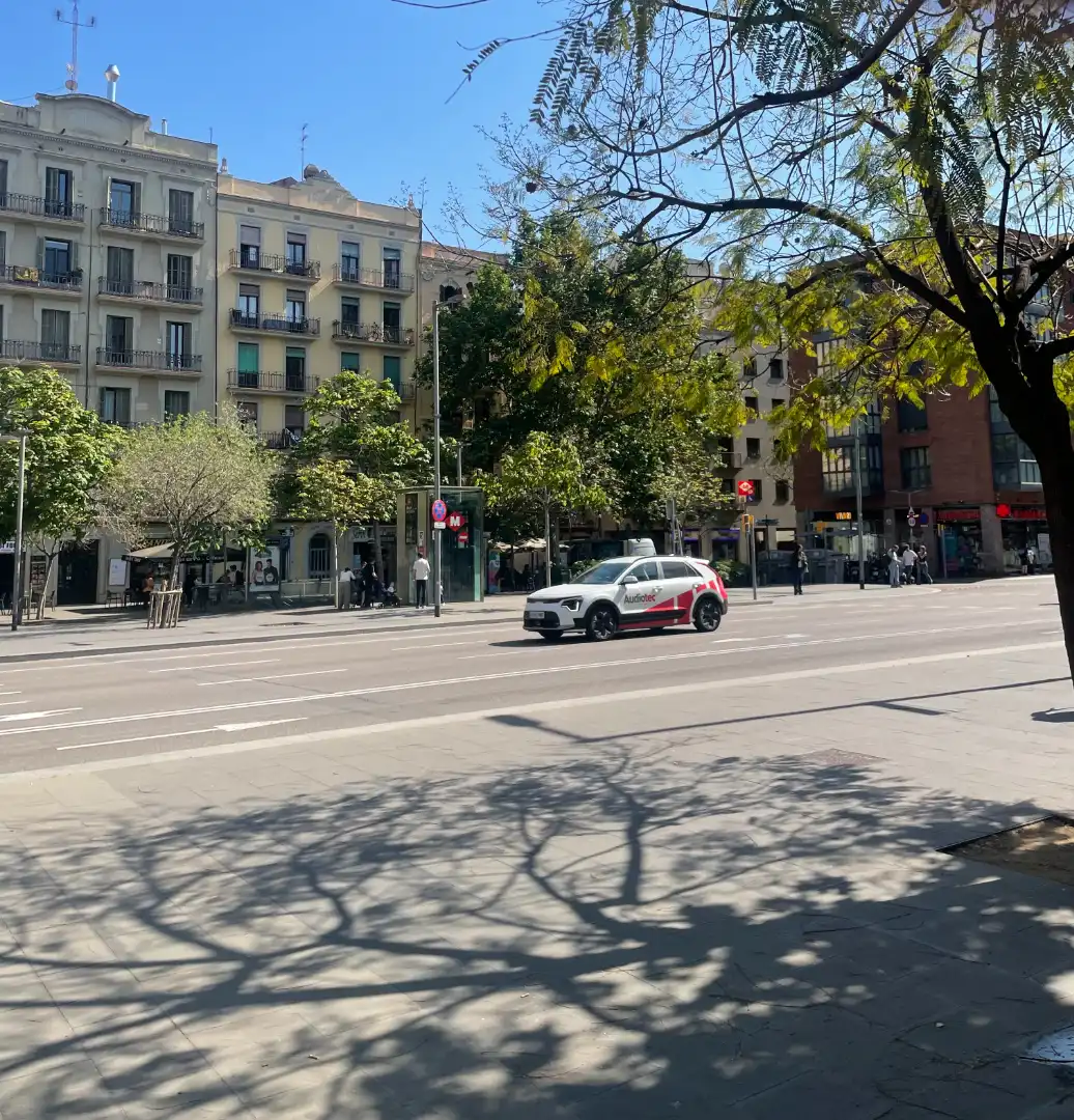 Exterior view of Flat for sale in  Barcelona Capital  with Terrace and Furnished