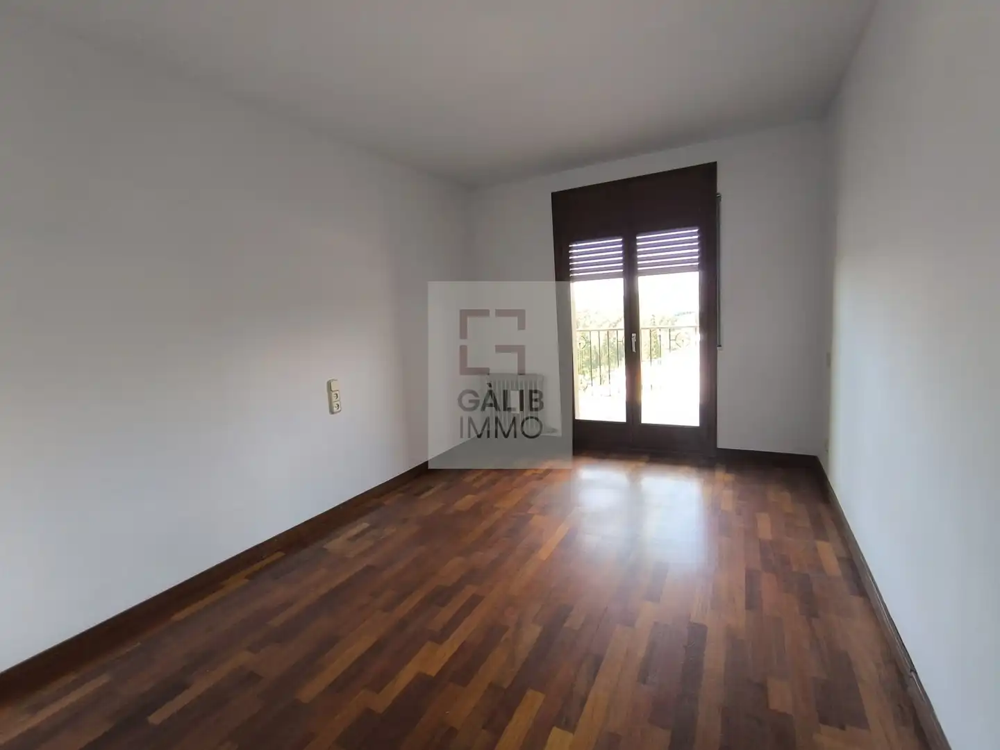 Living room of Flat for sale in Figueres  with Air Conditioner and Heating