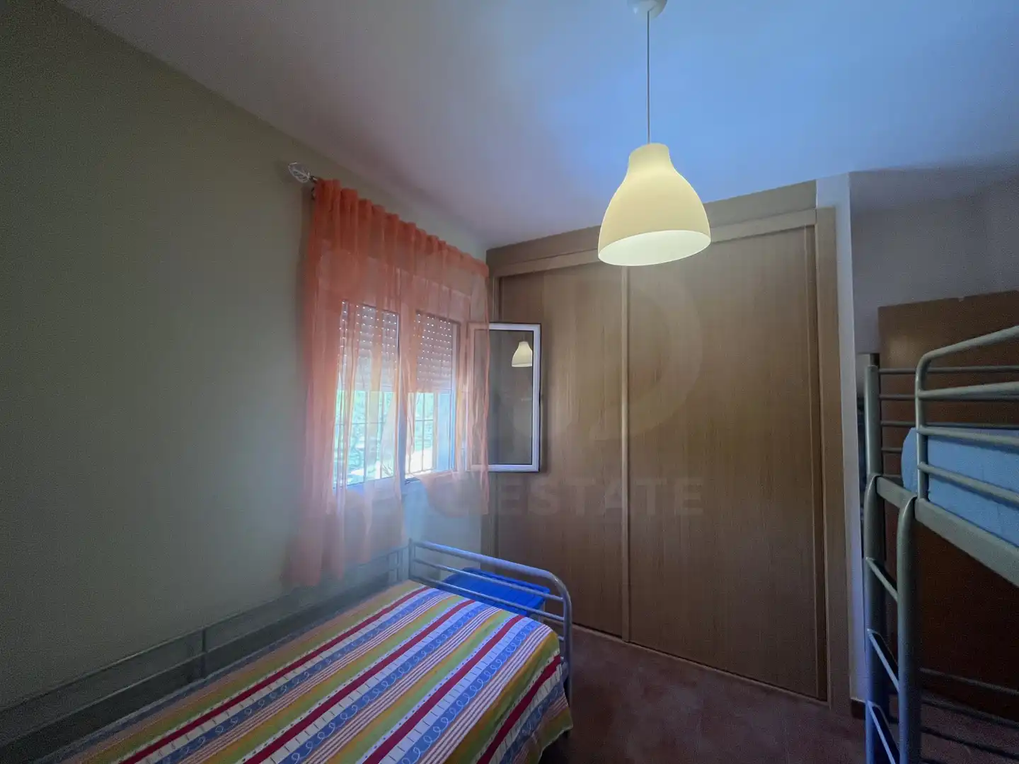 Habitación de Casa adosada en venta en Ayamonte con Calefacción, Terraza y Piscina