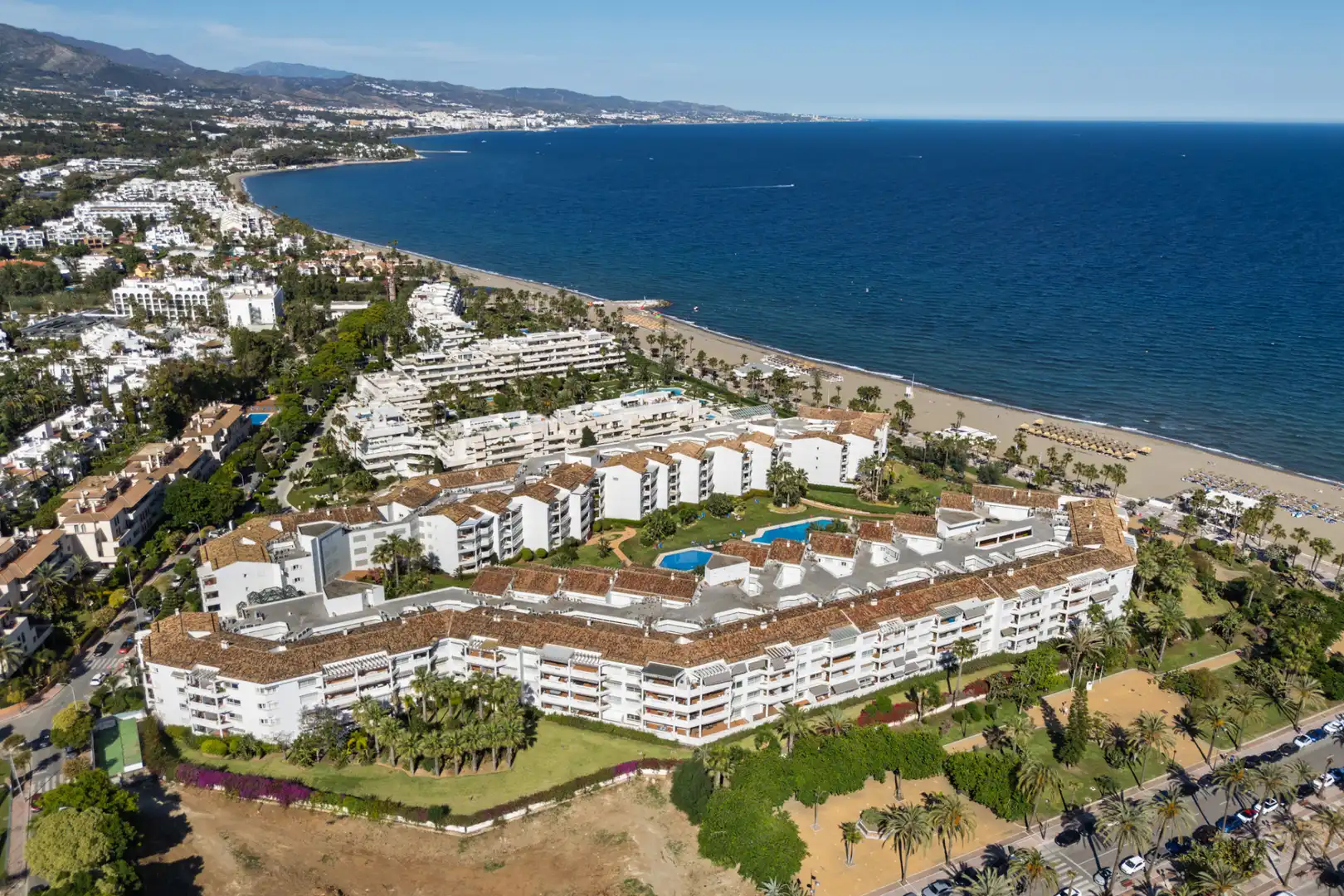 Apartament amb piscina en venda a Nueva Andalucía, imagen 12