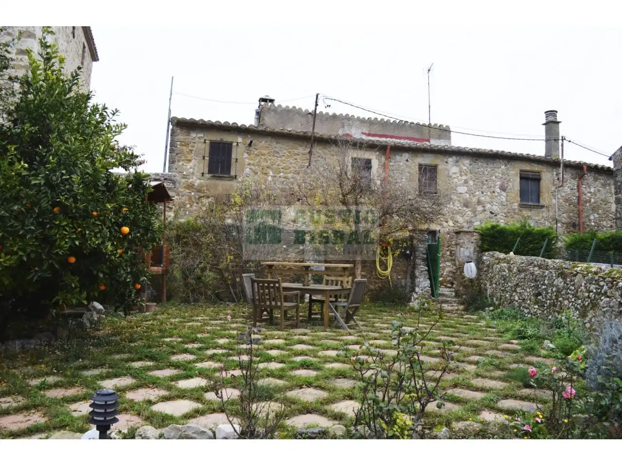 Jardí de Finca rústica en venda en La Tallada d'Empordà amb Aire condicionat, Calefacció i Jardí privat