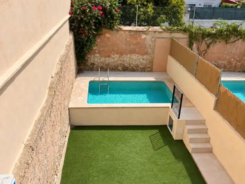 Houses for rent in Avinguda Ausiàs March, 44a, Rocafort