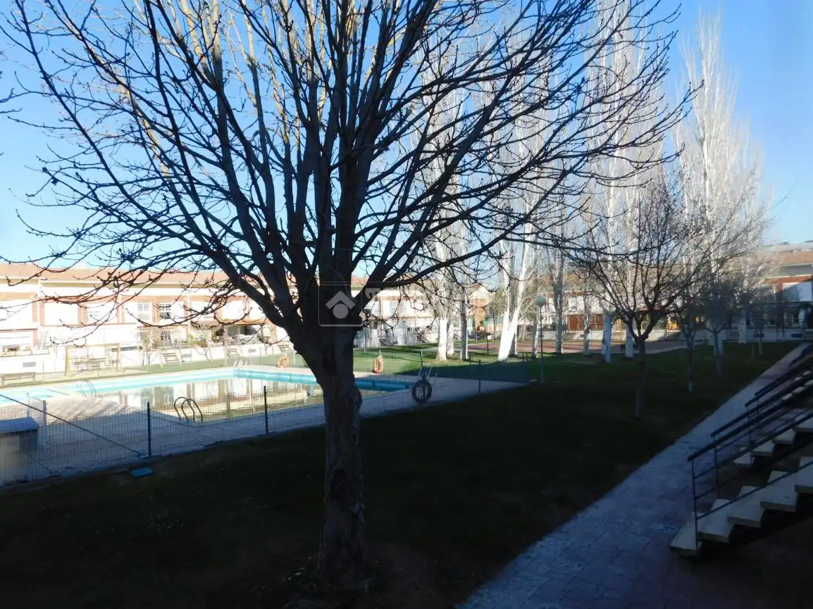 Garten von Einfamilien-Reihenhaus zum Verkauf in Villanueva de Gállego